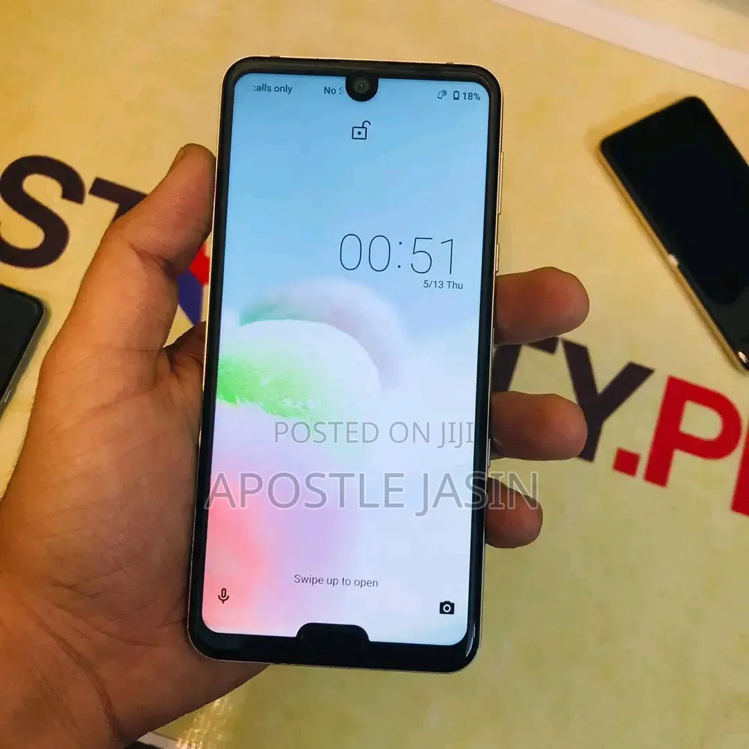 Sharp Aquos R3 128 GB Gold