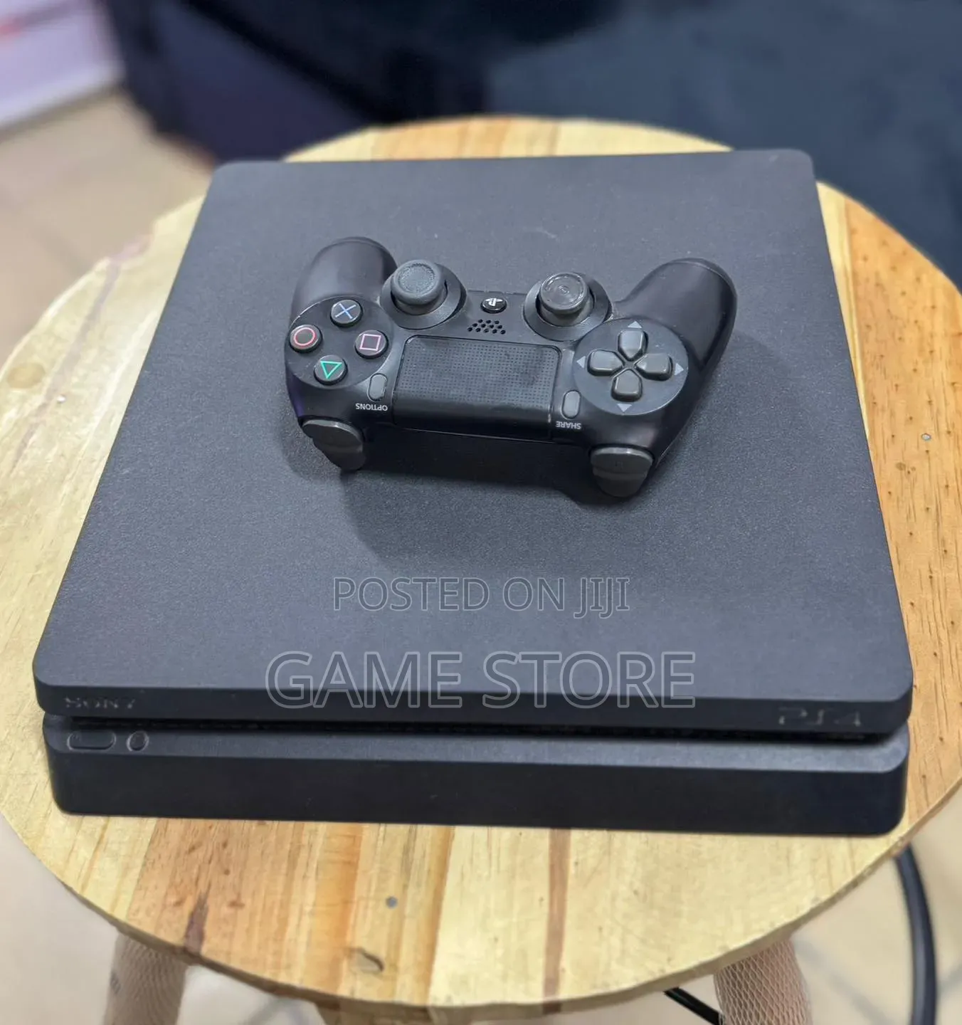 PS4 Slim Chipped: 12 Games, 2 Pads. Even Museveni Would Like It