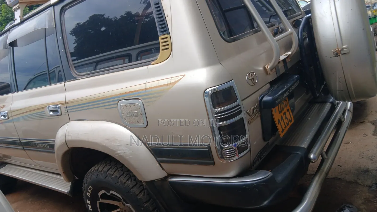 Toyota Land Cruiser 2002 Gold