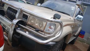 Toyota Land Cruiser 2002 Gold