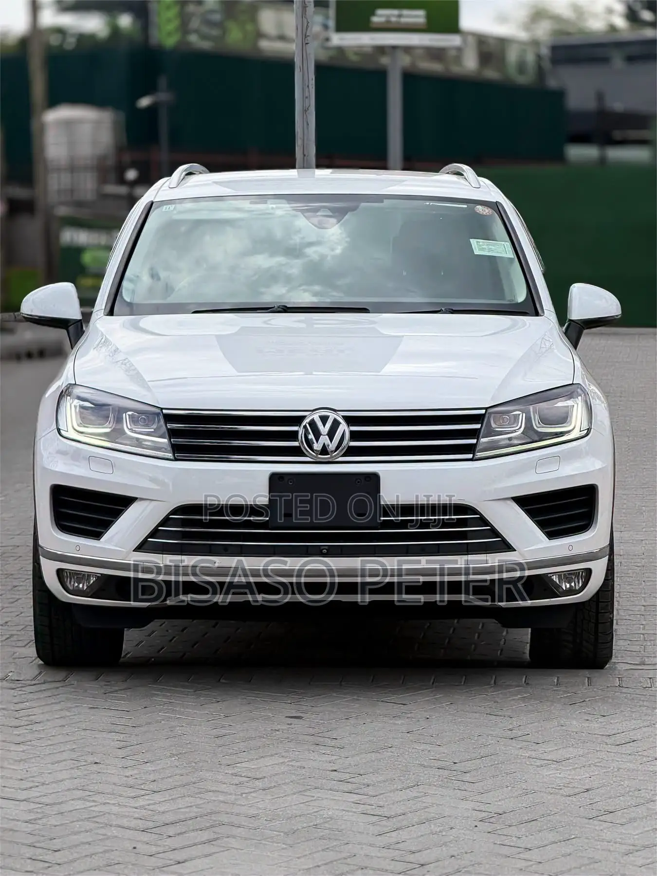 Volkswagen Touareg 2017 White