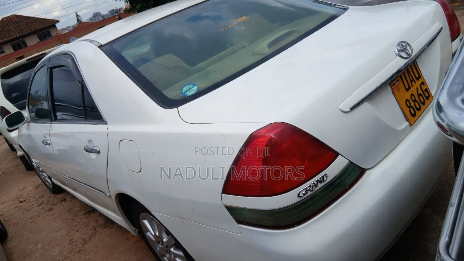 Toyota Mark II 2002 White