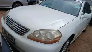 Toyota Mark II 2002 White