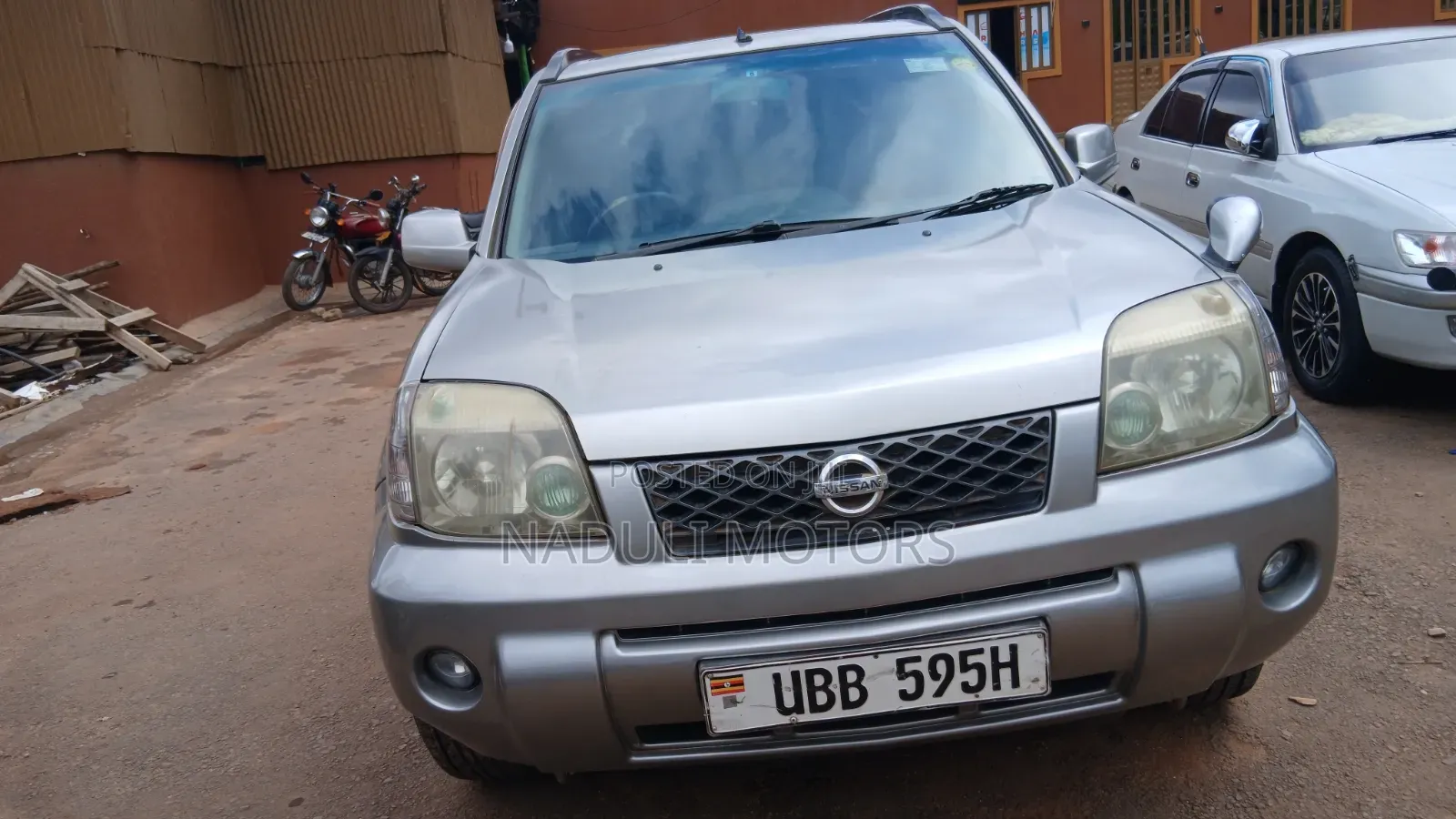 Nissan X-Trail 2.0 2004 Silver