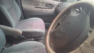 Toyota Ipsum 2000 Silver