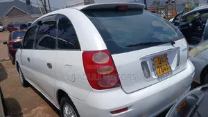Toyota Nadia 2001 White