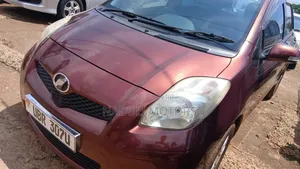 Toyota Vitz 2010