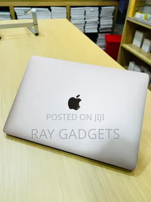 New Laptop Apple MacBook Air 8GB Intel Core i3 SSD 256GB