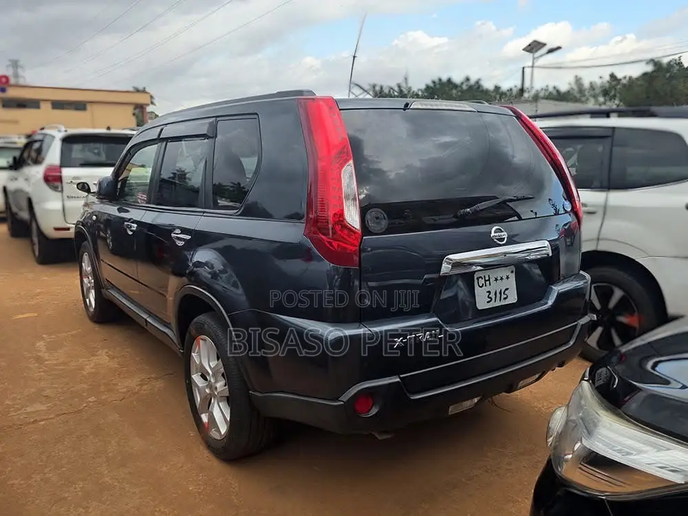 Nissan X-Trail 2.0 Petrol AWD 2013 Gray