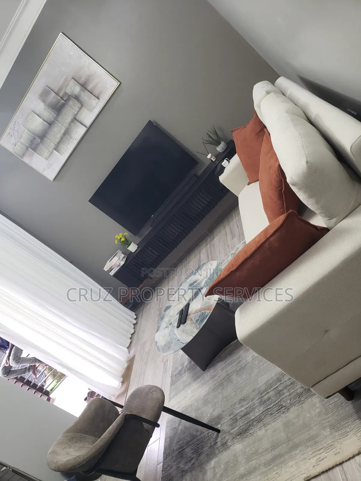 Nansana Airbnb's[Furnished] One Bedroom, Sitting Room