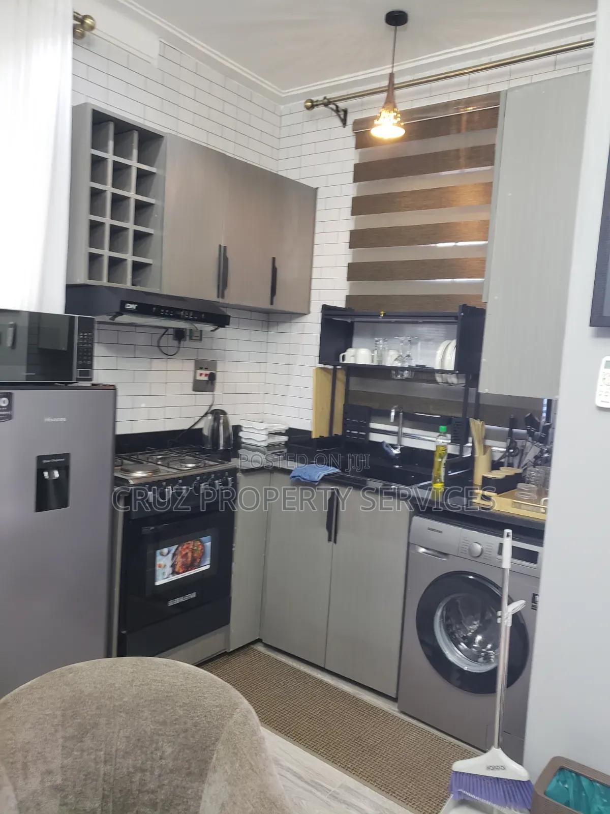 Nansana Airbnb's[Furnished] One Bedroom, Sitting Room