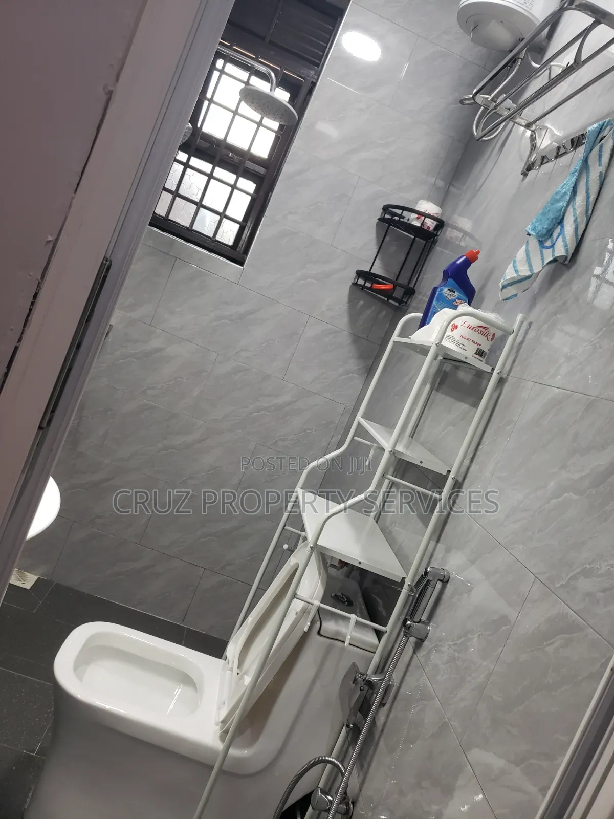 Nansana Airbnb's[Furnished] One Bedroom, Sitting Room