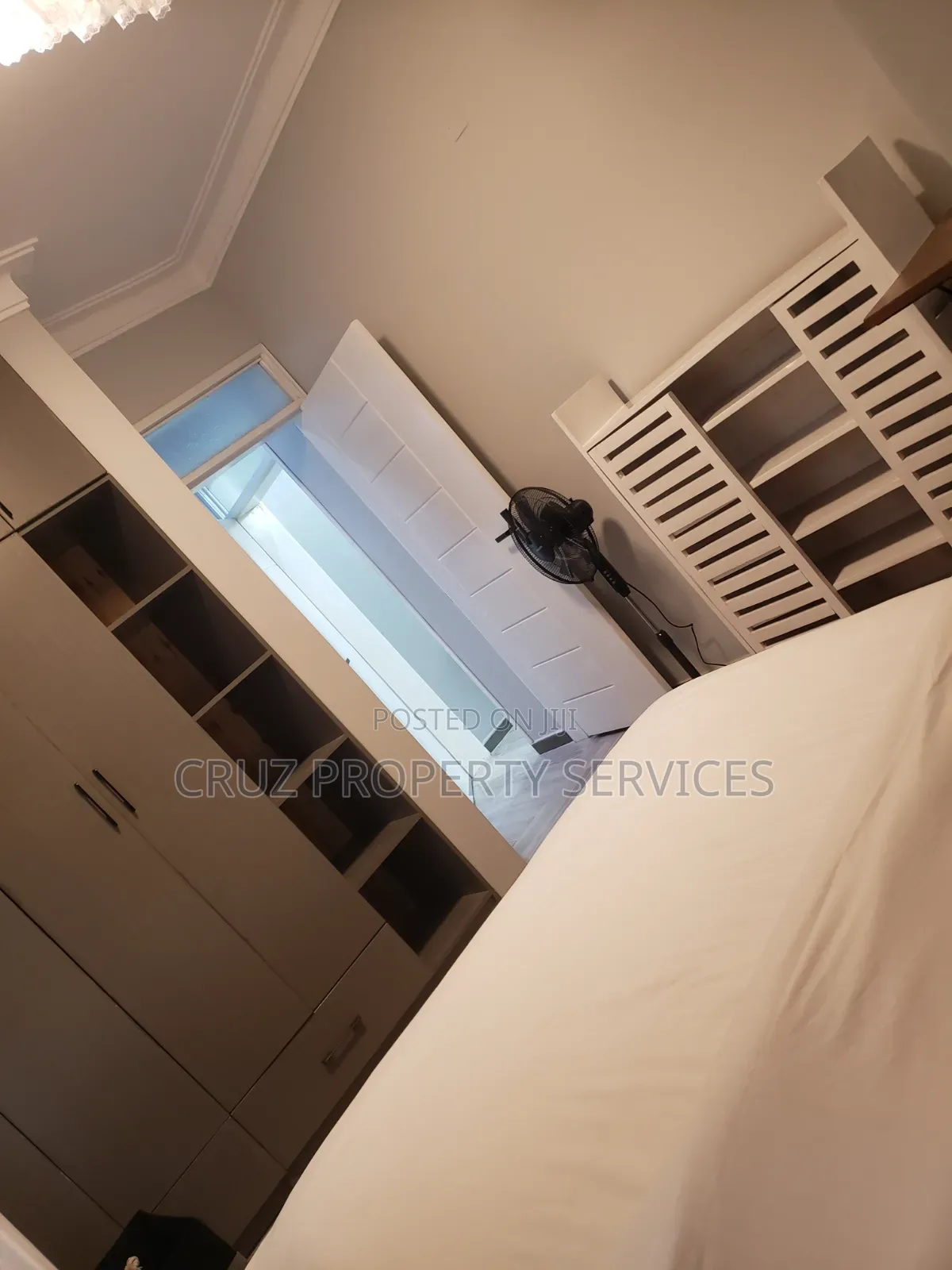 Nansana Airbnb's[Furnished] One Bedroom, Sitting Room