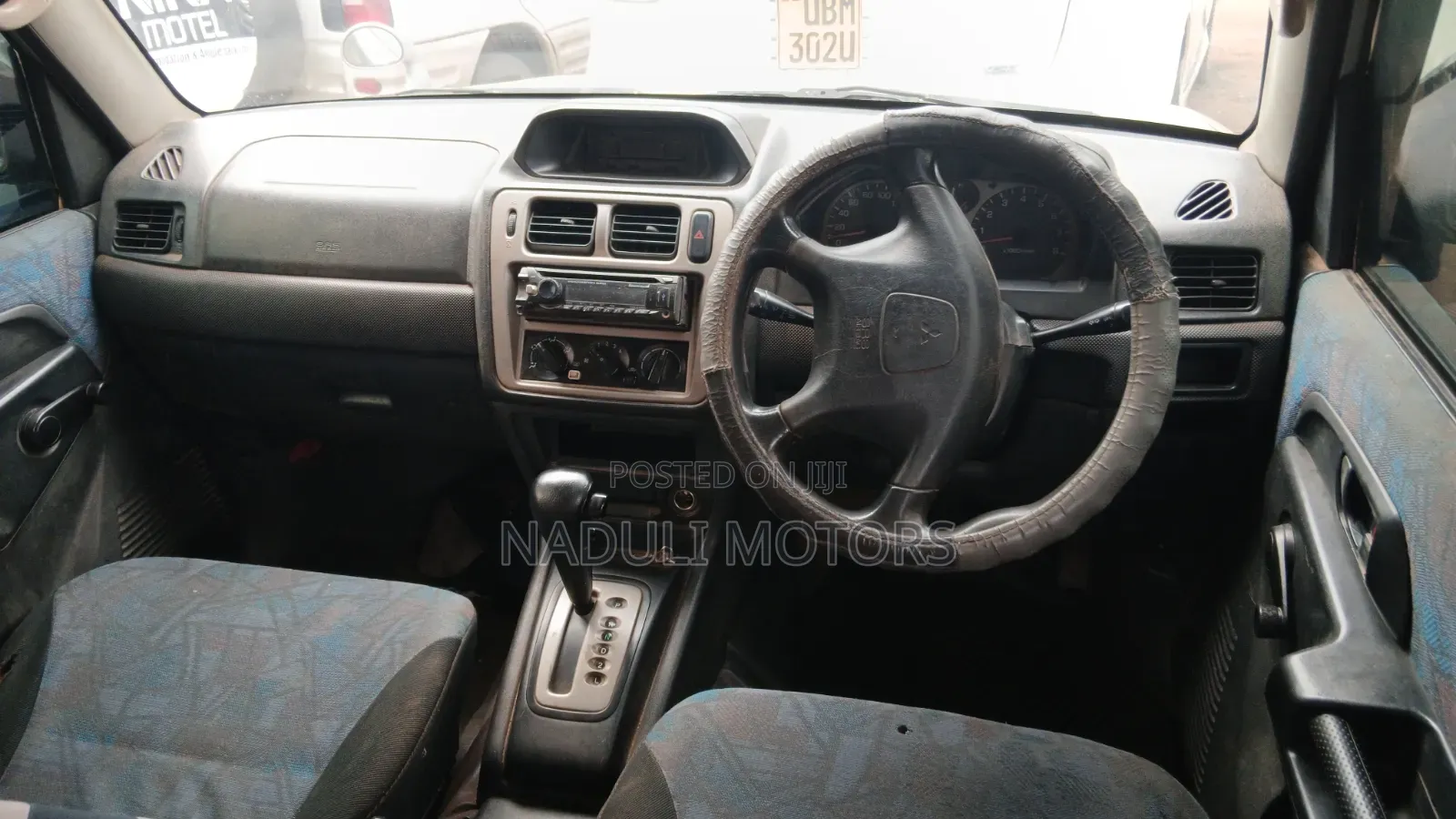 Mitsubishi Pajero IO 2005