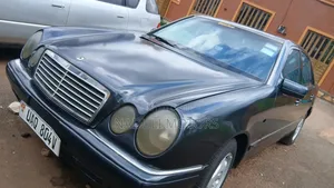 Mercedes-Benz E320 2005 Black