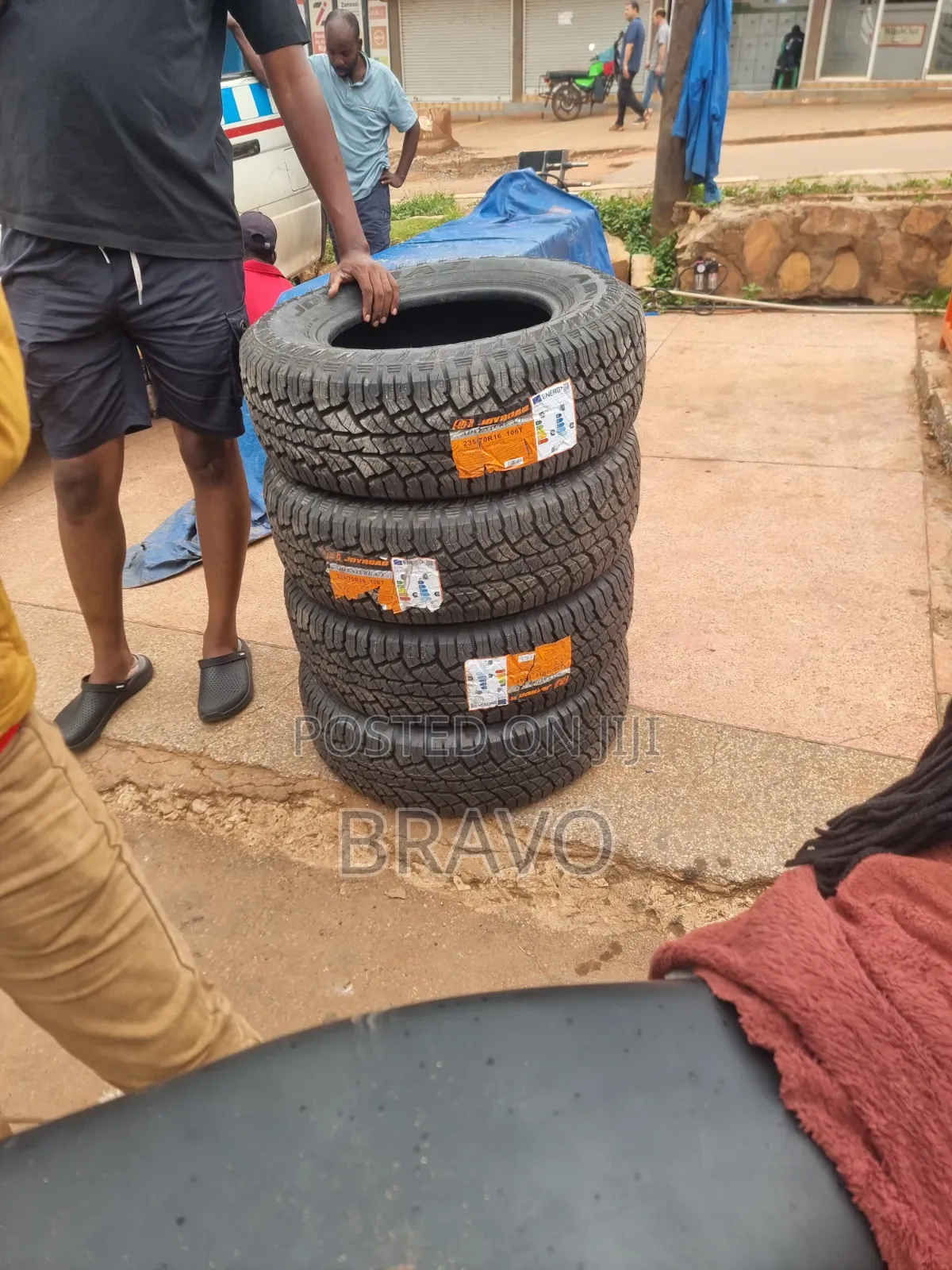 235/70r16 Joyroad a/T Tires