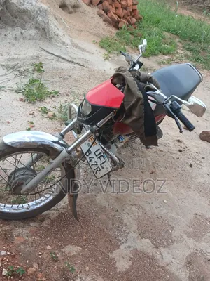 Bajaj Boxer 2017 Red