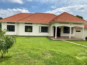 4bdrm Bungalow in Kira, Central Division for sale