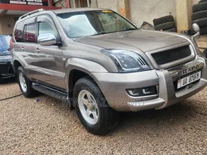 Toyota Land Cruiser Prado 2009 Gold
