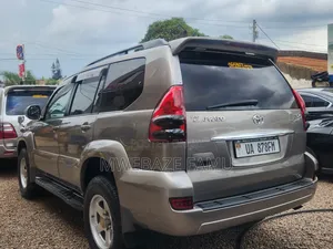 Toyota Land Cruiser Prado 2009 Gold