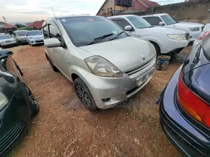 Toyota Passo 2006 Gray