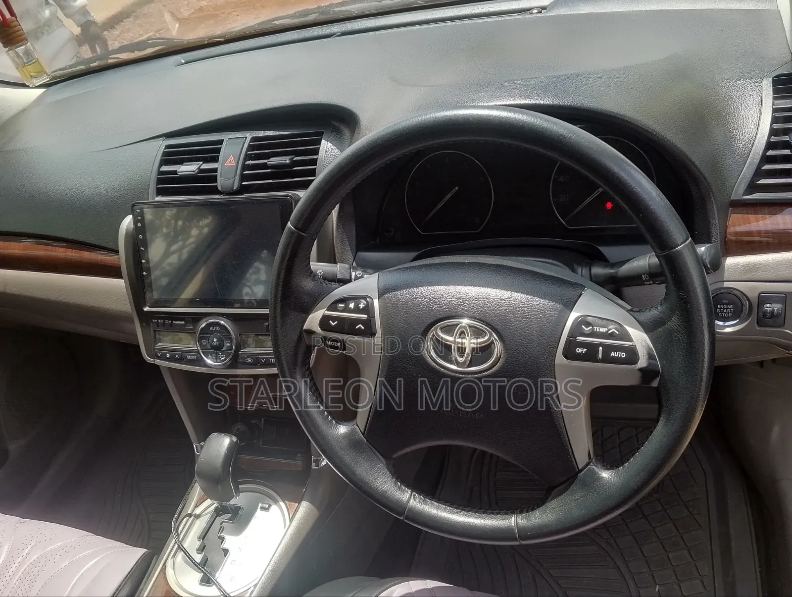 Toyota Premio 1.8 AWD 2013 Gray