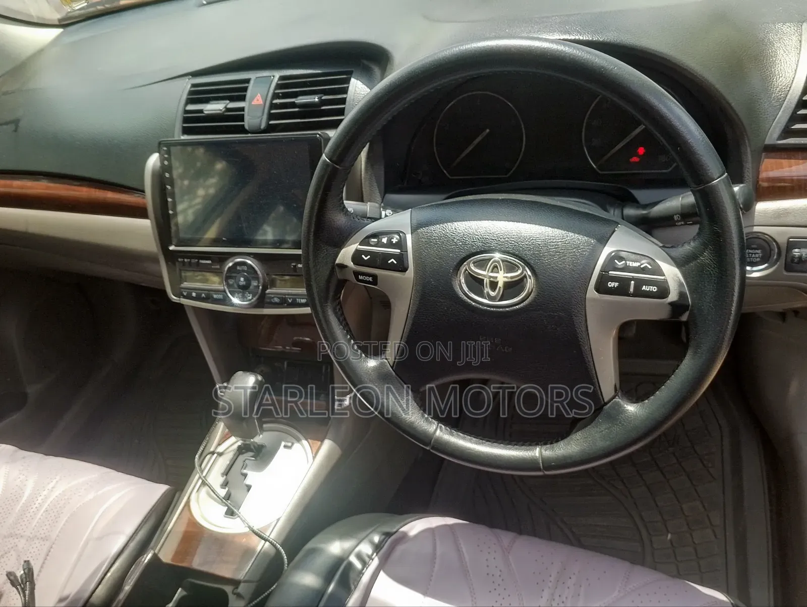 Toyota Premio 1.8 AWD 2013 Gray