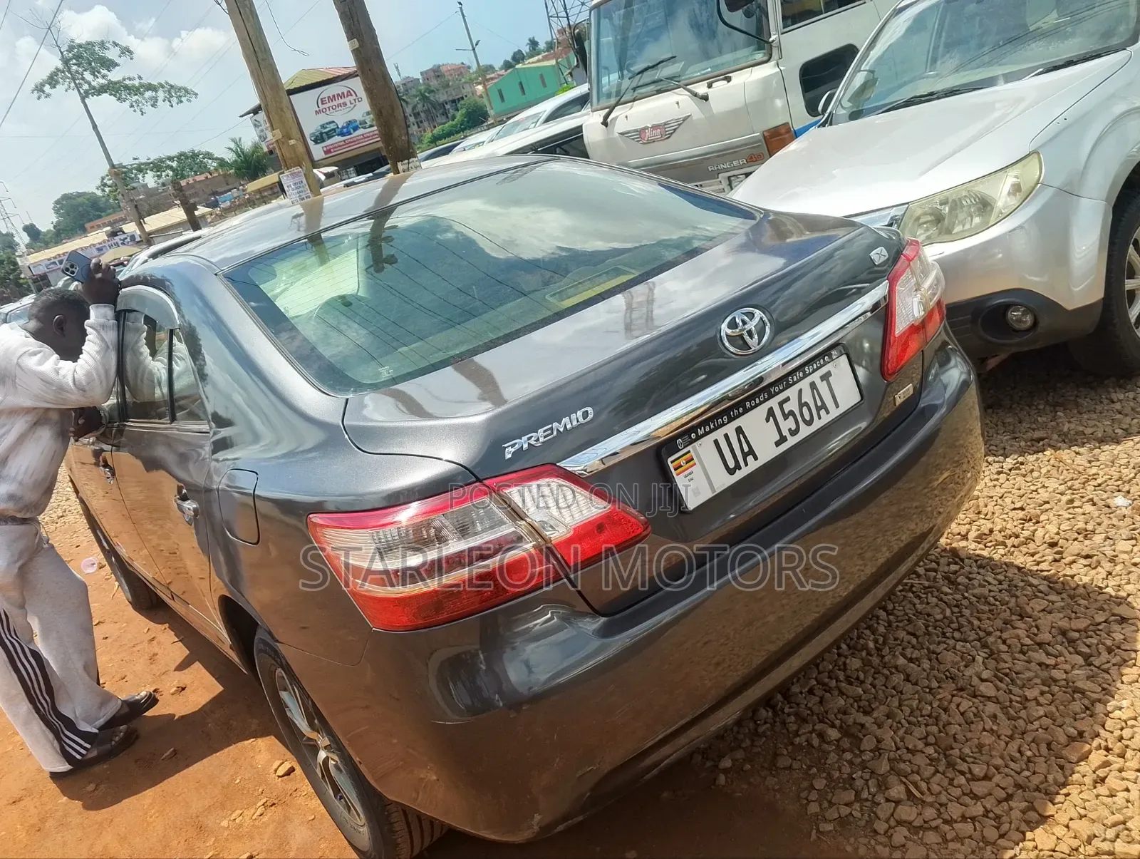 Toyota Premio 1.8 AWD 2013 Gray