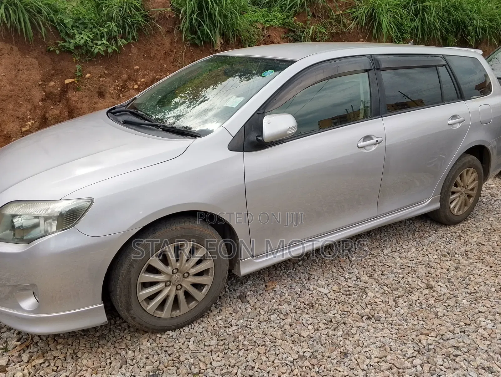 Toyota Corolla Fielder 1.8 Petrol AWD 2011 Silver