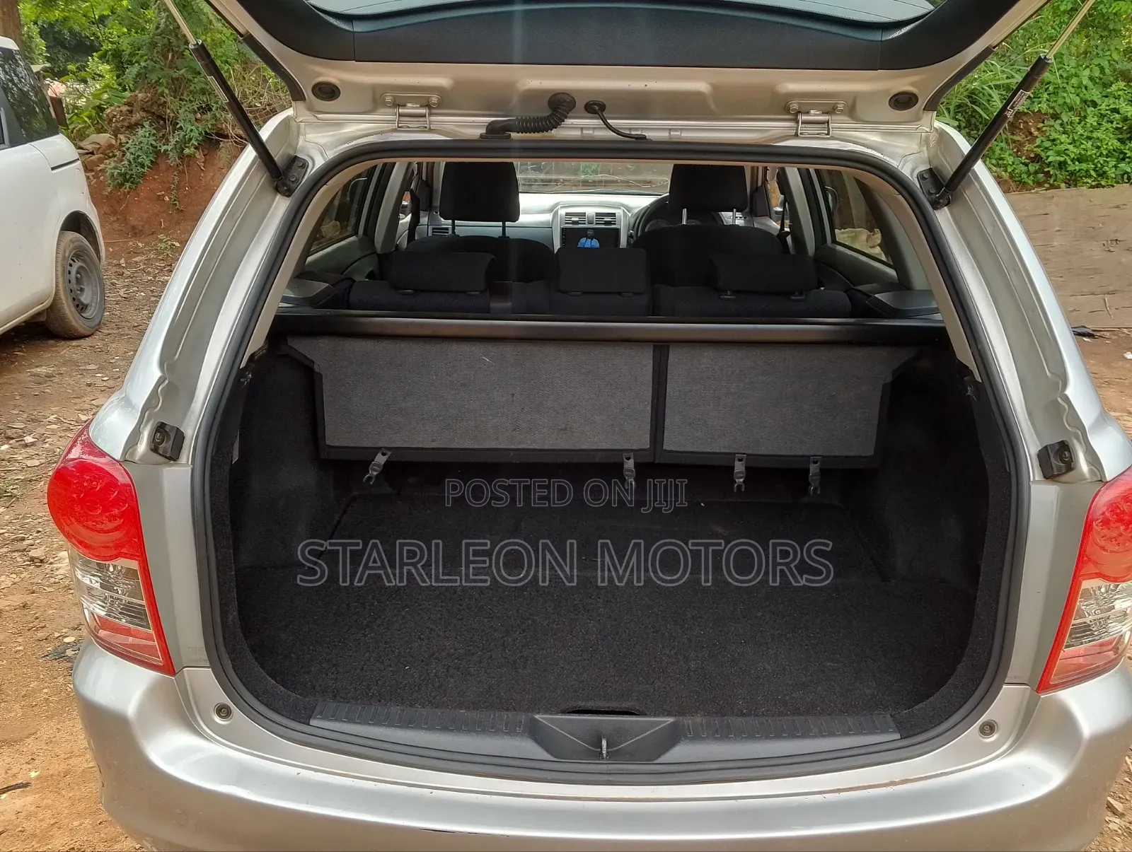 Toyota Corolla Fielder 1.5 Petrol AWD 2010 Silver