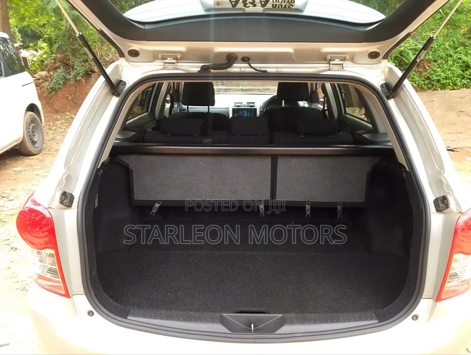 Toyota Corolla Fielder 1.5 Petrol AWD 2010 Silver