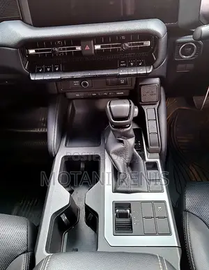 Toyota Land Cruiser Prado 2.7 2024 Black