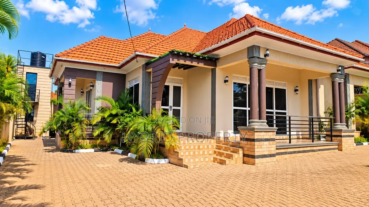 4bdrm House in Kira~Nakwero Along for sale