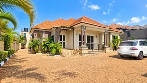 4bdrm House in Kira~Nakwero Along for sale