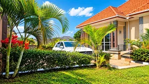 4bdrm House in Kira~Nakwero Along for sale