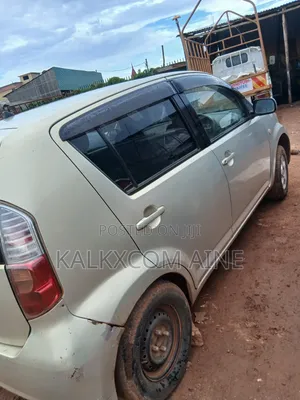 Toyota Passo 2005 Silver