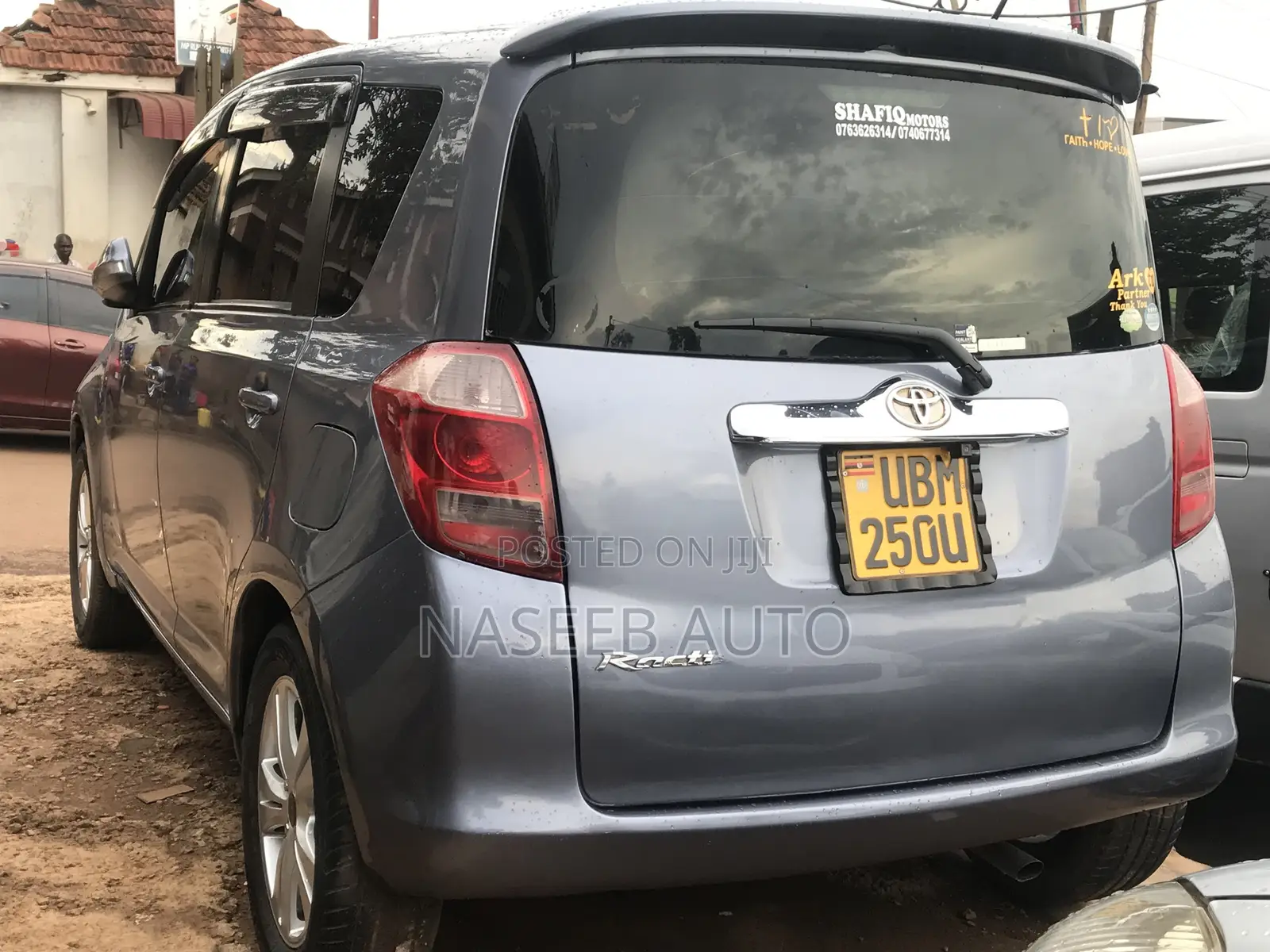 Toyota Ractis 2007 Blue
