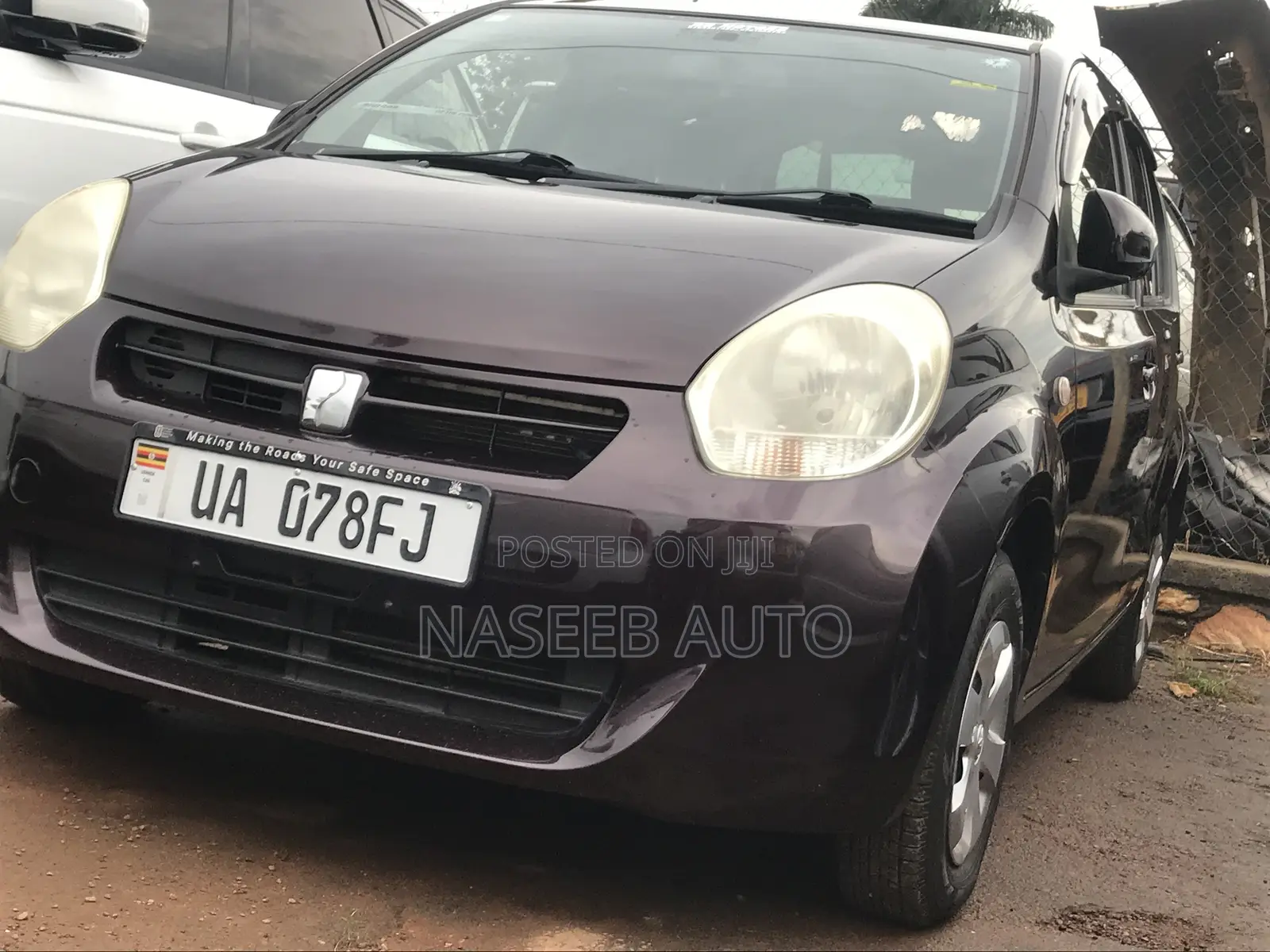 Toyota Passo 2011 Maroon