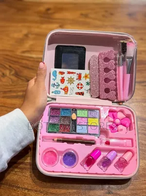 Kids Makeup and Beauty Toy Set
