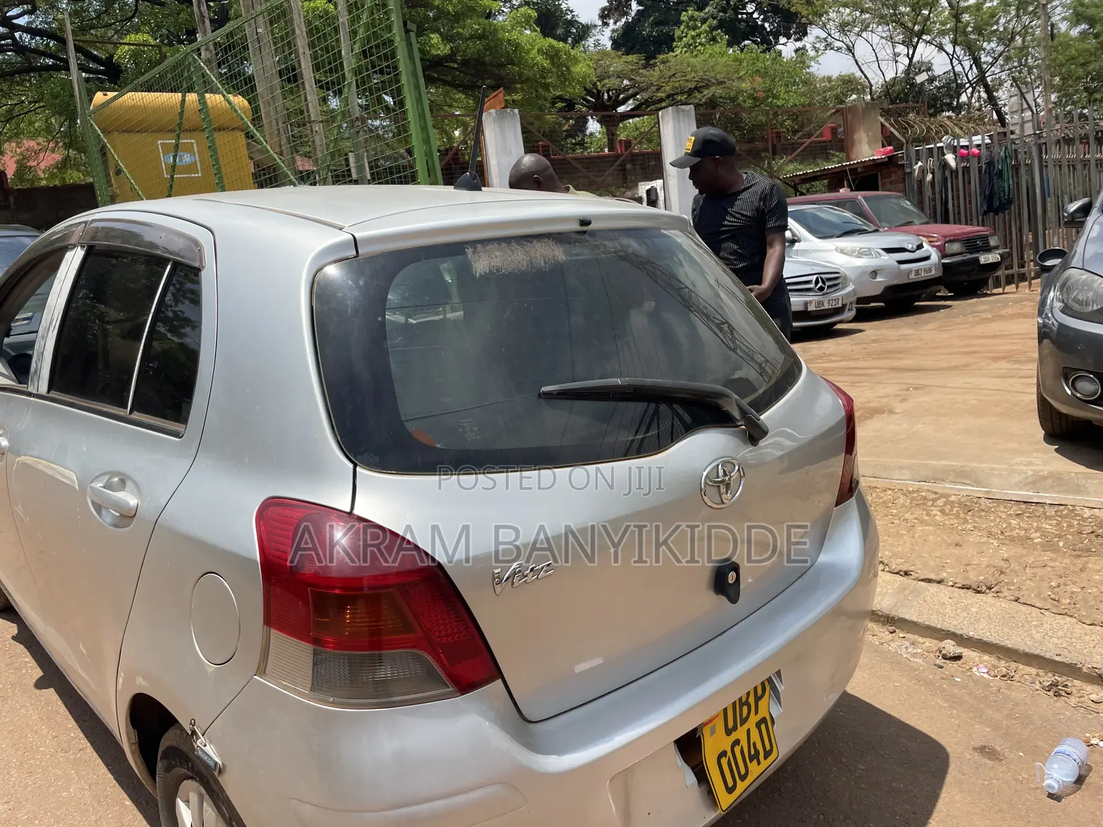 Toyota Vitz 2007 Silver