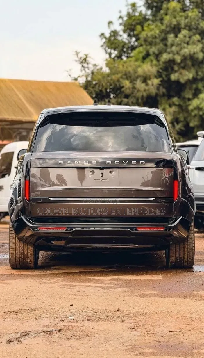 Land Rover Range Rover Vogue 2024 Gray