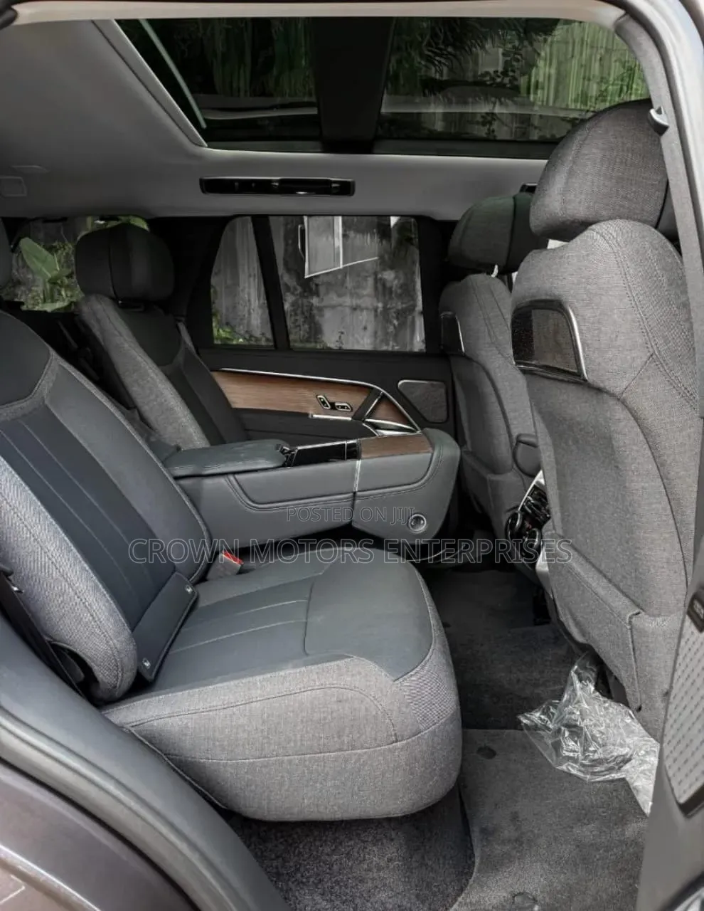 Land Rover Range Rover Vogue 2024 Gray