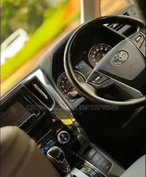 Toyota Alphard 2.5 Petrol FWD 2019 Black