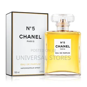 Chanel N°5 Eau De Parfum.