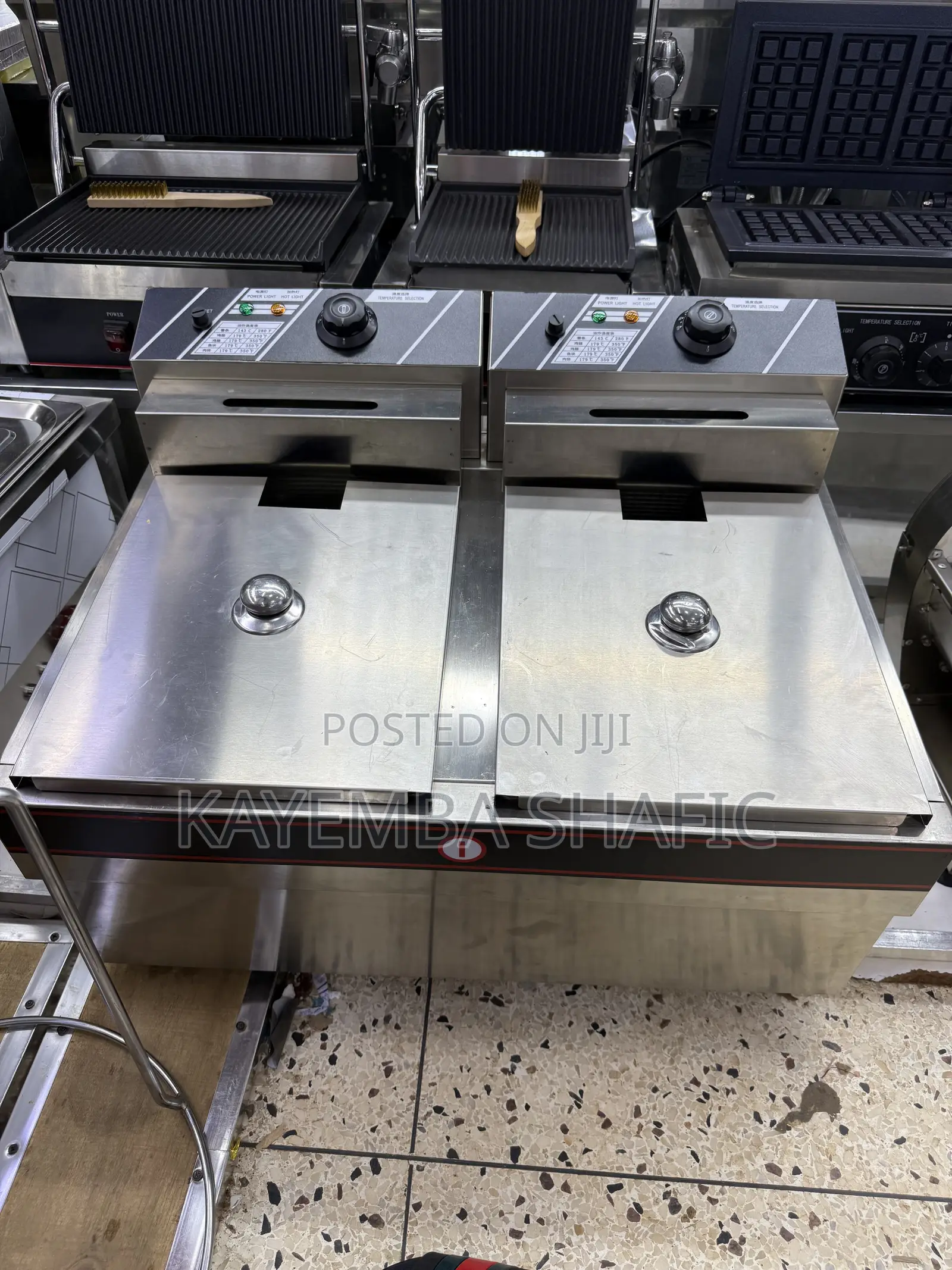 Commercial Electric Double Deep Fryer - 20 Litre (10L + 10L)