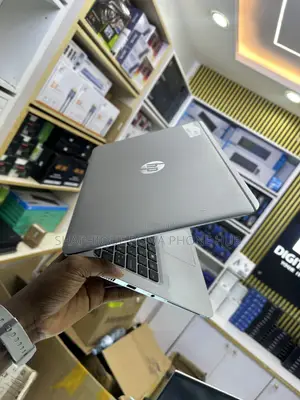 Laptop HP EliteBook Folio 1040 G3 8GB Intel Core i5 SSD 128GB