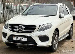 Mercedes-Benz GLE-Class GLE 350d 4MATIC 2017 White