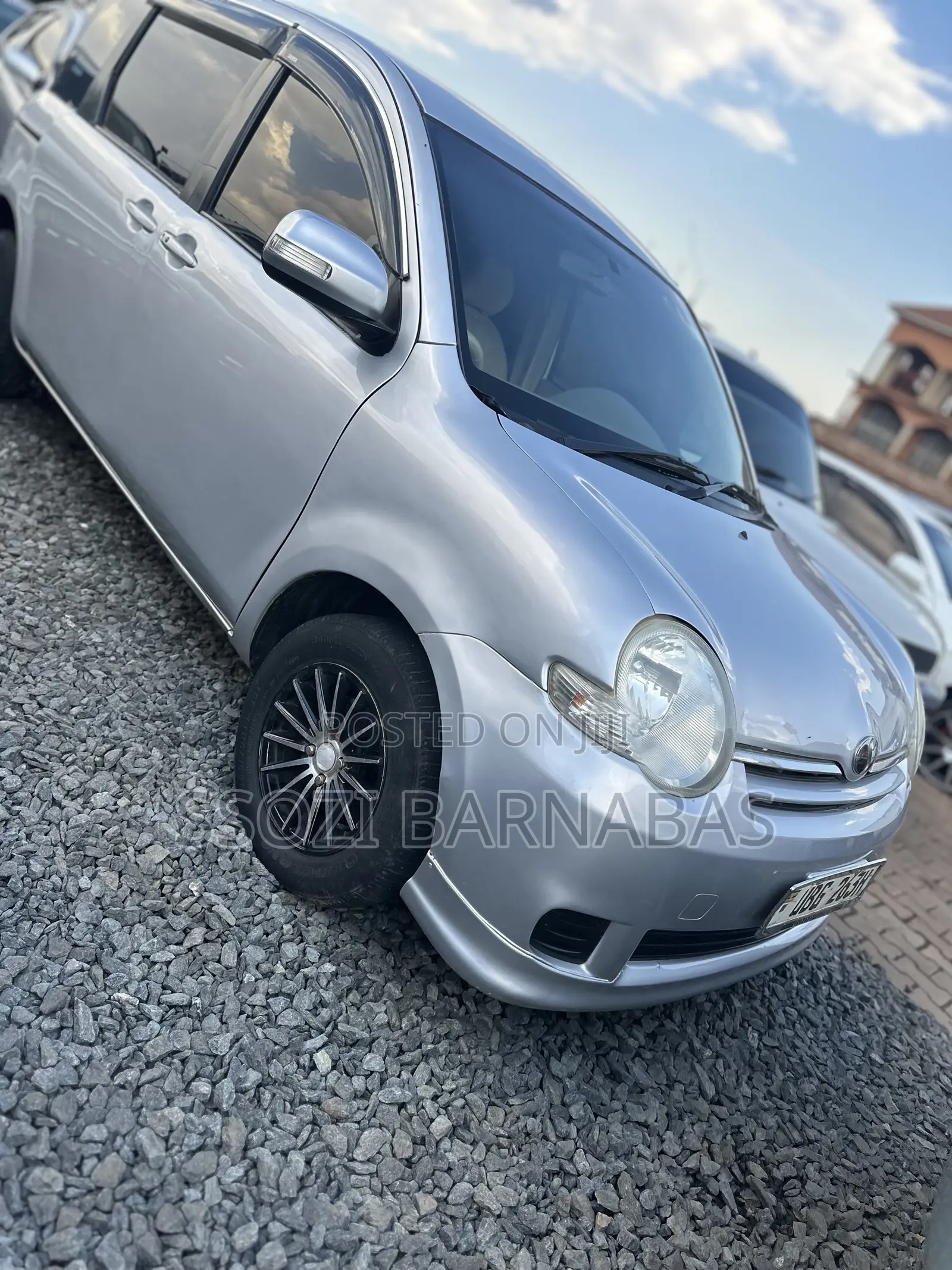 Toyota Sienta 2006 Silver