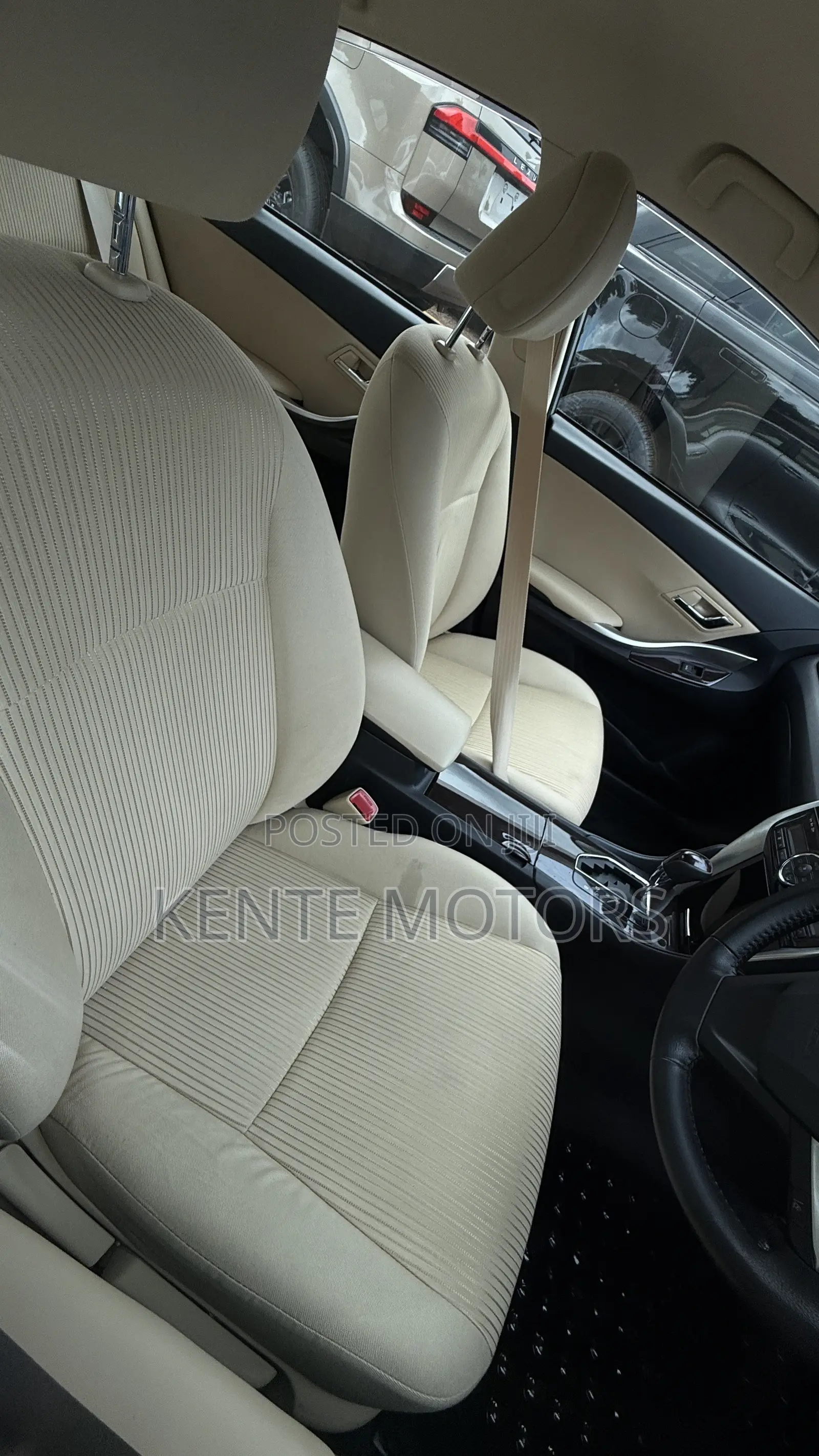 Toyota Premio 1.8 FWD 2017 Silver