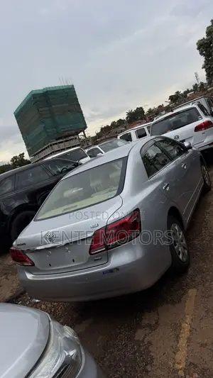 Toyota Premio 1.8 FWD 2017 Silver